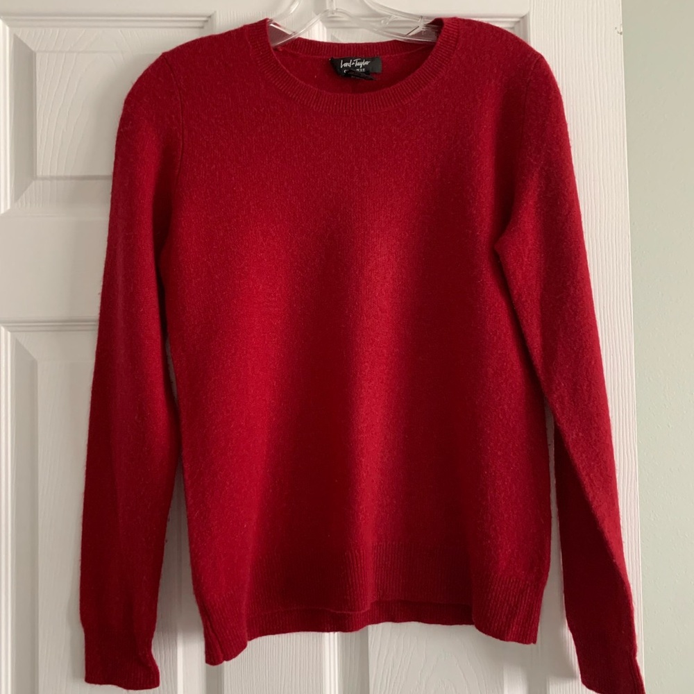 Women’s Cashmere  Sweater-warn, in good condition.